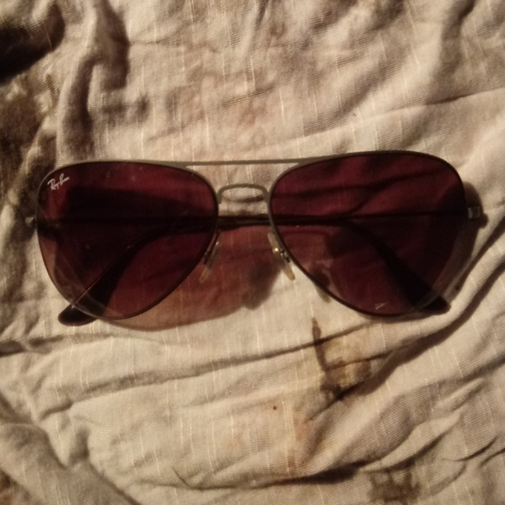 EUC Ray Ban Aviator sunglasses